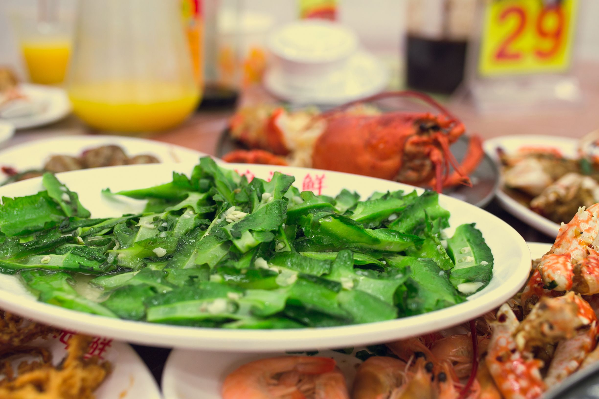 三亚第一天自由行去哪玩,三亚一天吃喝玩乐