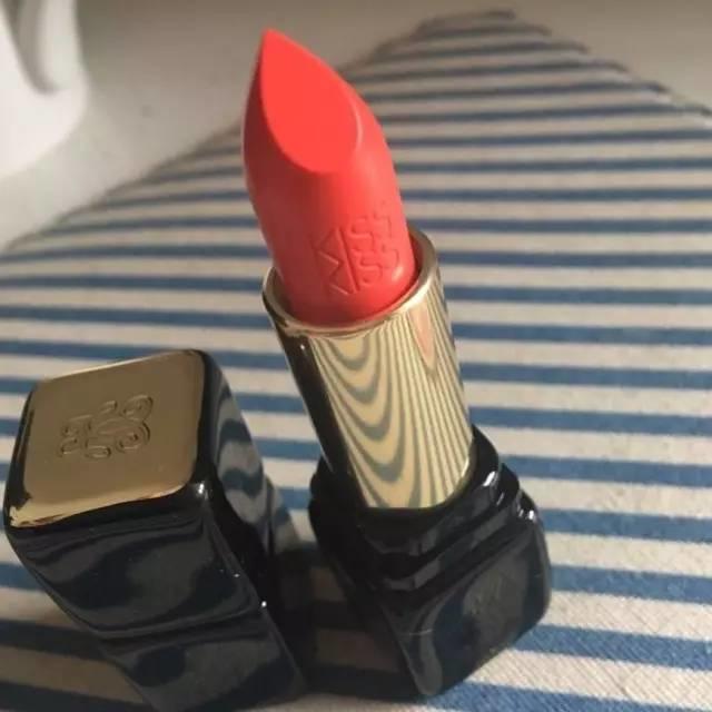 每个女生都想要的化妆品全套,每个女人都想要的口红