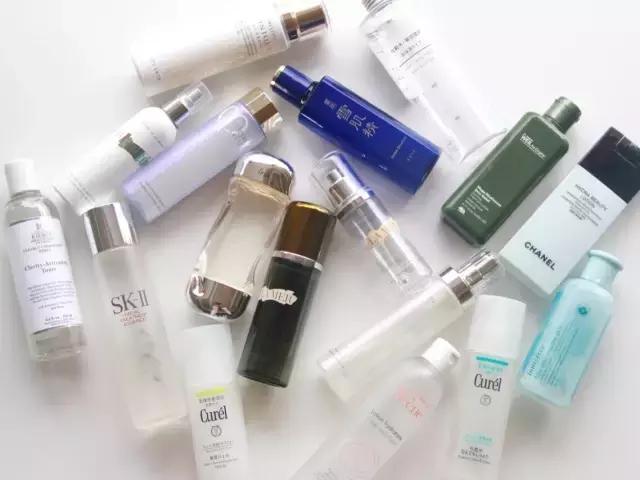 假冒化妆品最新案例,大批化妆品真假