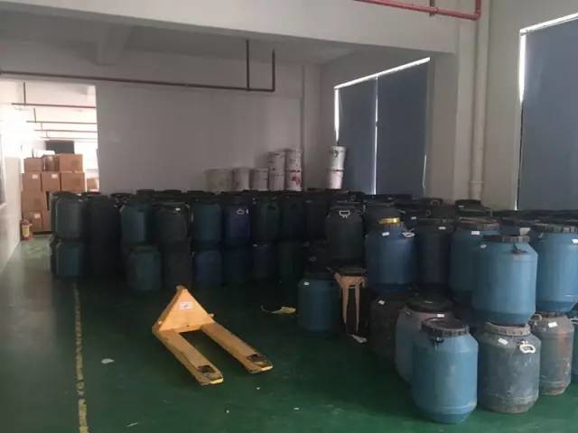 你辛辛苦苦代购的资生、倩碧等化妆品,或许来自小作坊