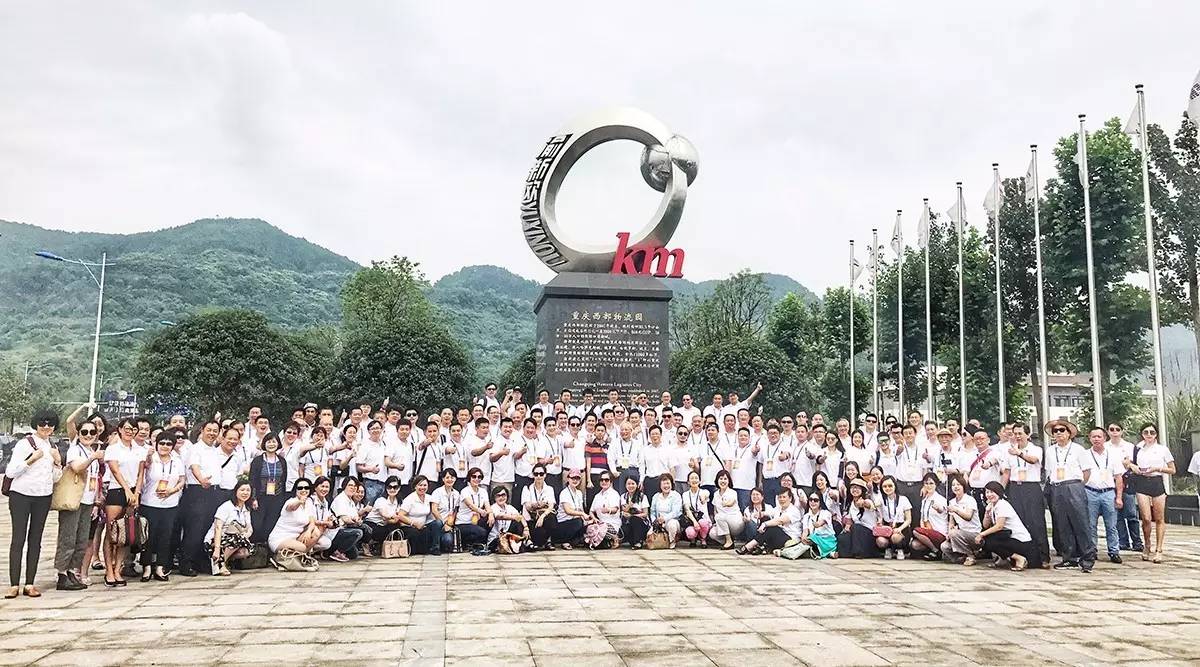 曾逐梦远方他乡，今逐梦丝路起点，物流园评论区已沦陷！