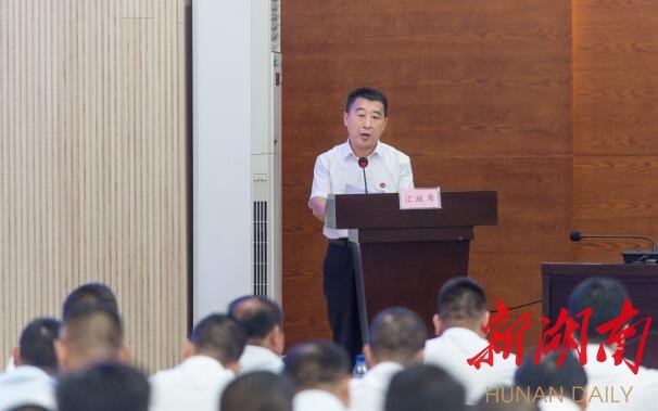 “七一”丨浏阳榜样：14年，他记了37本120多万字工作笔记