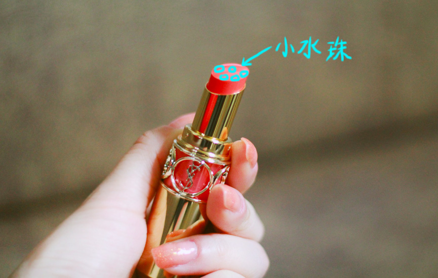 怎样涂口红不会掉,正确涂口红且不掉的方法