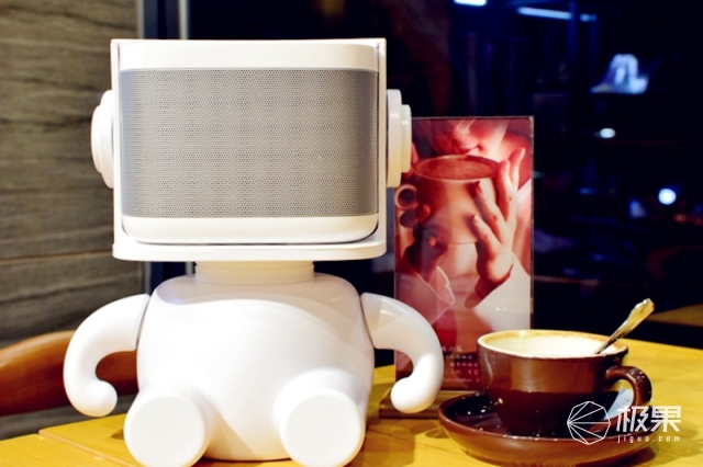 飞利浦蓝牙智能小音箱,飞利浦智能音箱