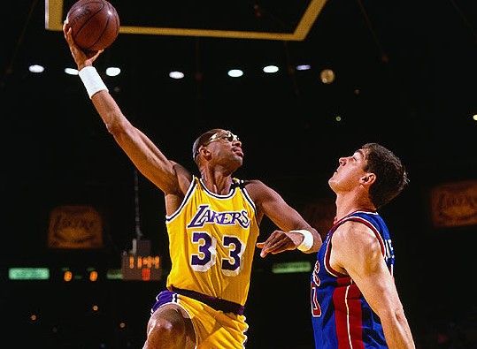 23号球衣除了詹姆斯和乔丹还有谁,乔丹球衣号和詹姆斯球衣号