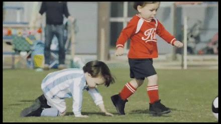 足球场上另类搞笑合集,足球场上的搞笑集锦