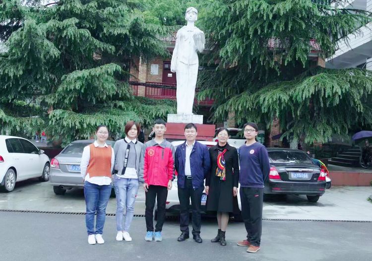 关于上栗中学,江西省上栗中学