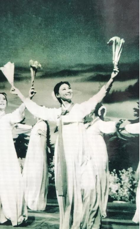 倪萍许晴陈红对比照片,许晴爸妈年轻照片