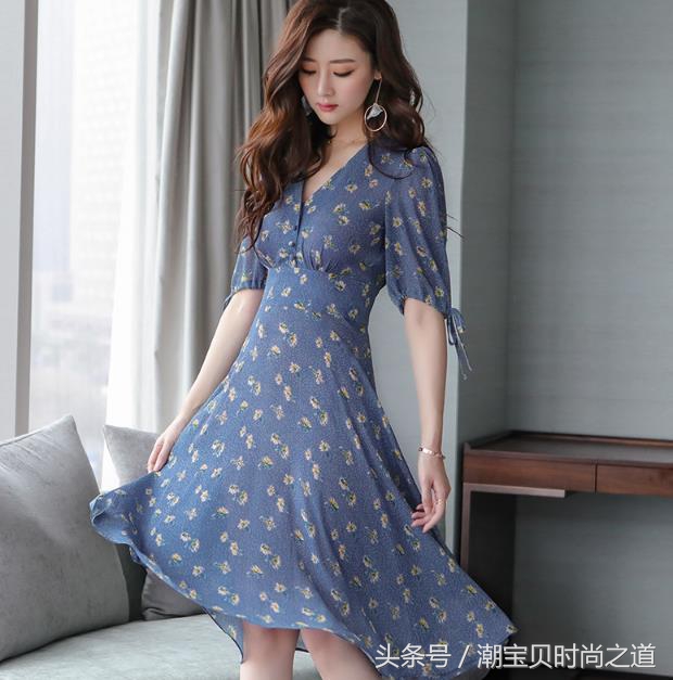 70后女人出门穿这些连衣裙美翻了,8090后女人穿简单大气连衣裙