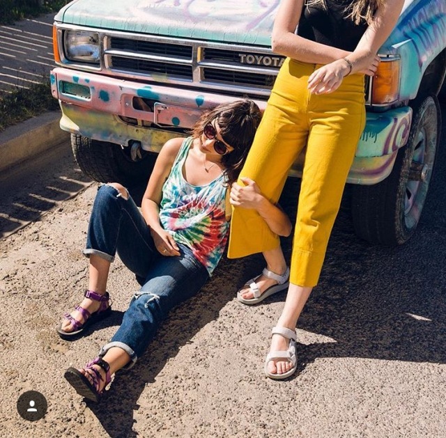 拥有一双拖鞋很重要,给自己做了一双独一无二的拖鞋