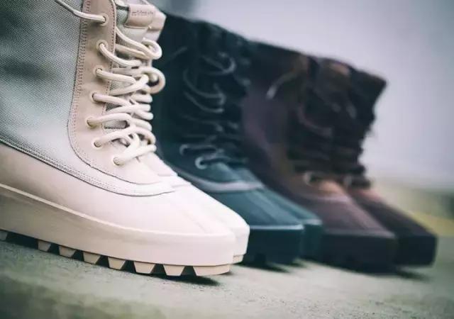 kanyewest鍜寉eezy鍙戝睍鍘嗗彶,yeezy鍜宬anye