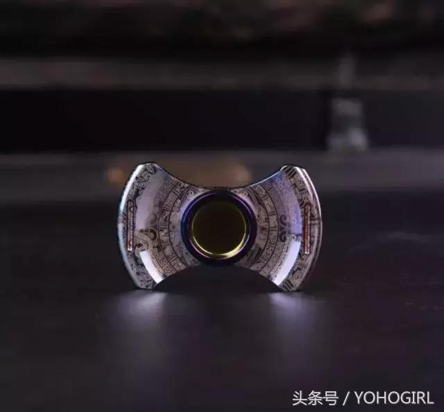 编辑部指尖陀螺挑战赛，她们到底能坚持几秒？