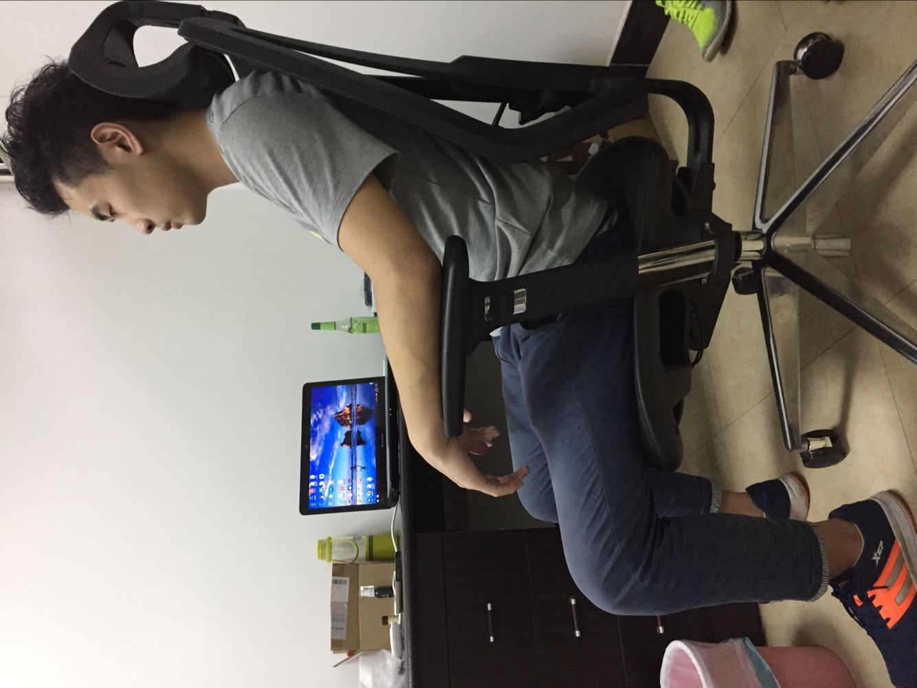 1000多元神级别达宝利电脑椅，性价比很高，告别久坐