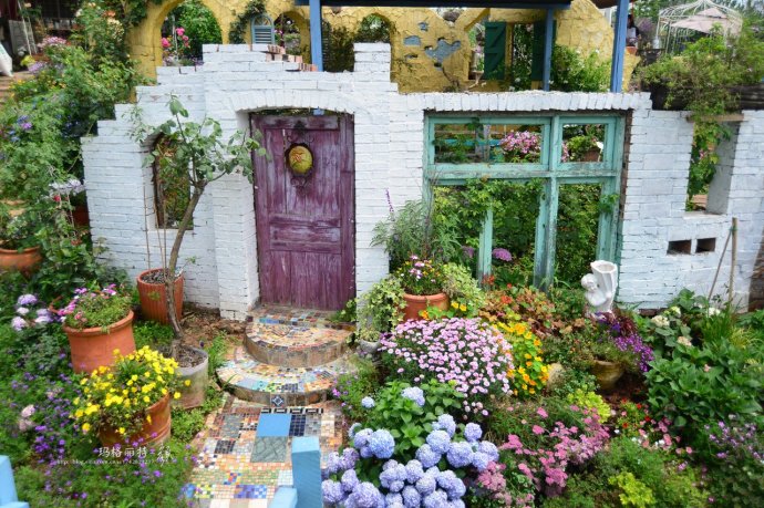 成都玛莉亚色彩花园,成都玛莉亚色彩花园电话