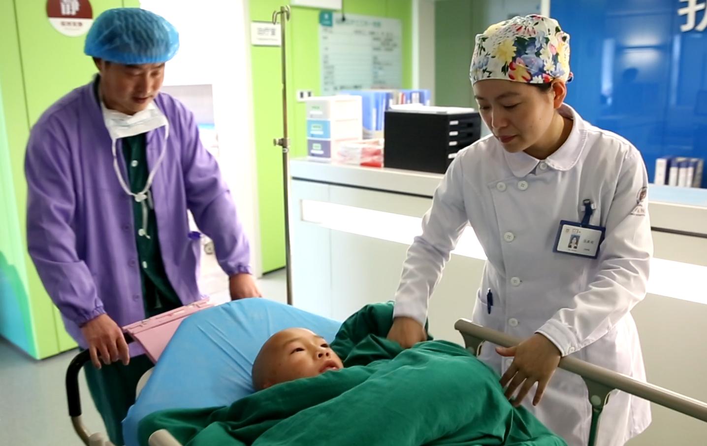 鍖婚櫌涓哄効绔ョ尞鐖卞績,鍖婚櫌鐖卞績鎹愯禒