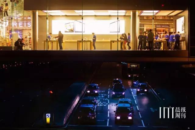 这才是香港如今的模样，让人所见所闻皆是惊奇｜香港回归20周年