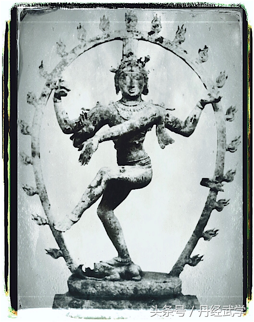 印度主神湿婆创造了瑜伽体式,印度瑜伽之光