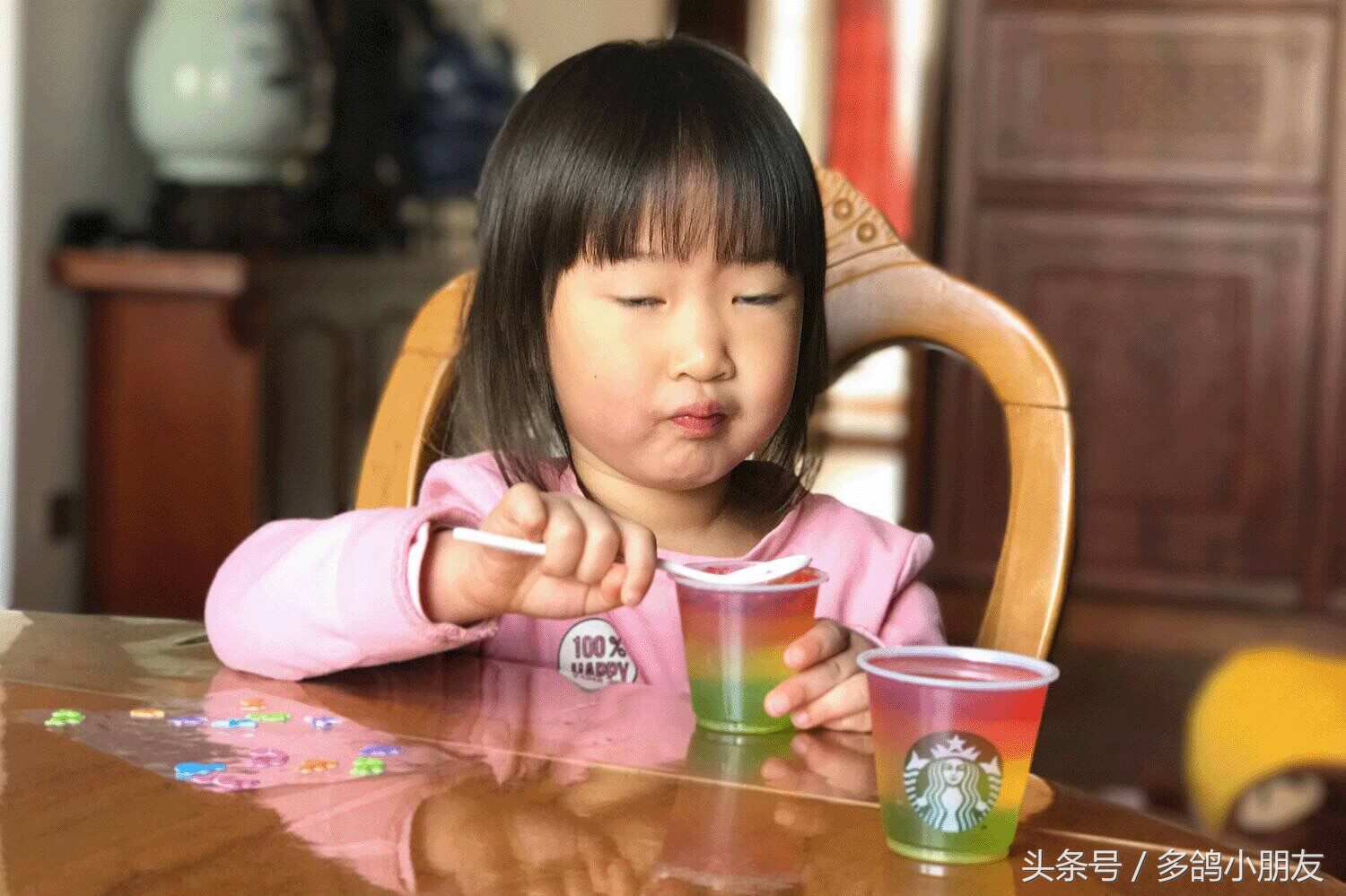 彩虹布丁果冻甜品,彩虹果冻的做法是什么