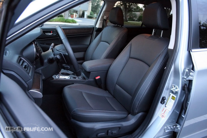 斯巴鲁傲虎2010款3.6r,斯巴鲁傲虎3.6评测