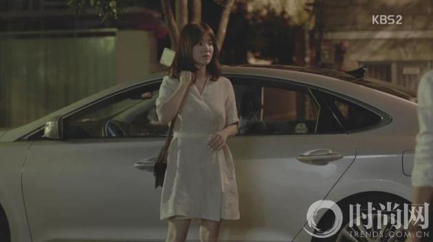 太阳的后裔宋慧乔逆光,宋慧乔同款太阳的后裔蓝色小西装