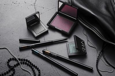 很好!这个夏天JosieMaran、NARS等都出新品了,剁手指日可待