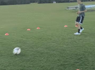 维维足球技巧系列教程,维维足球变向教学视频