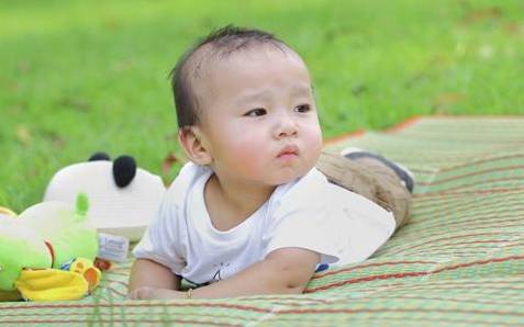 孩子拉肚子吃了药还不见好,孩子吃了拉肚子的药体温37.4