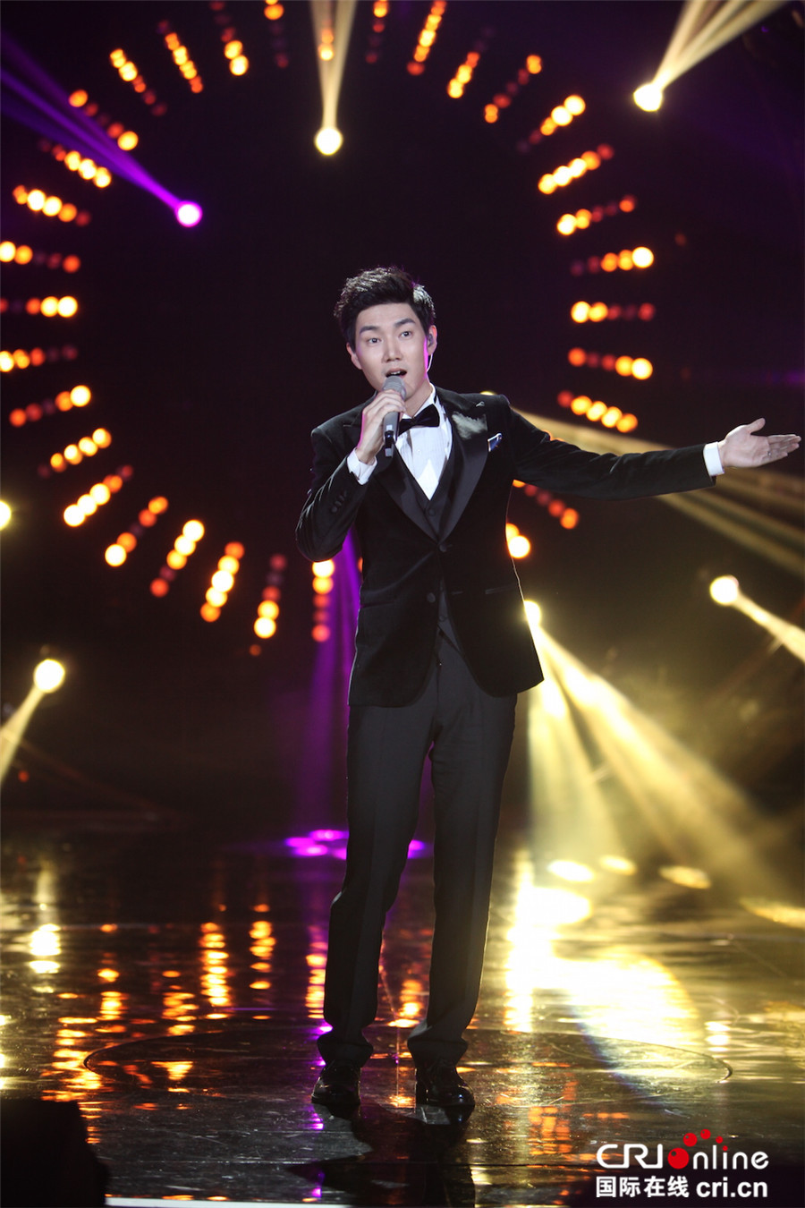 霍建华和靳东哪个才是老干部,霍建华靳东老干部天团