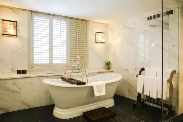 西湖边奢华酒店,西湖边有湖景房的酒店