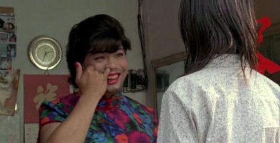 周星驰电影吴孟达被雷倒的场面,周星驰吴孟达审死官片段