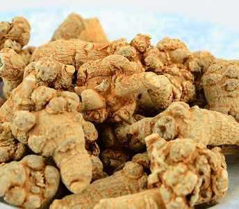 生理期能吃三七通胶囊吗,生理期可以吃三七煲汤