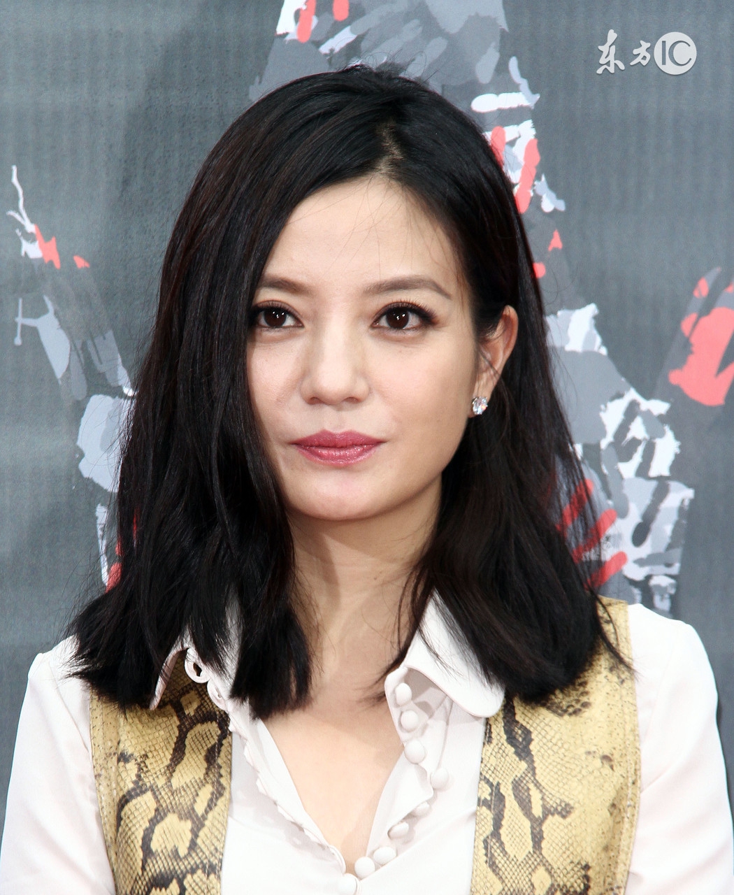 赵薇是一个很有头脑的女人,赵薇为何得到那么多人的喜爱