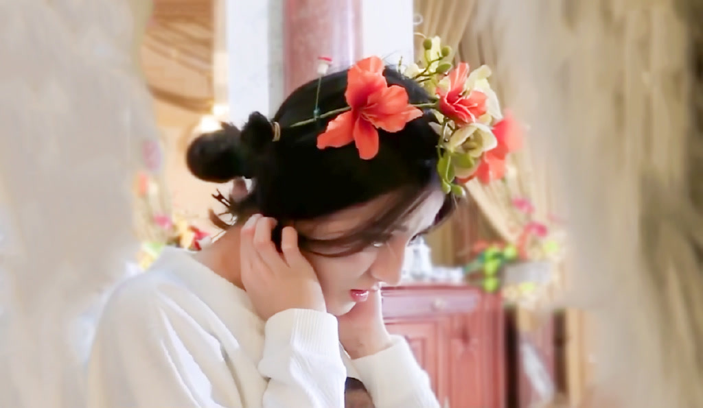 小仙女也能攻气十足，迪丽热巴这些配饰一秒切换造型！