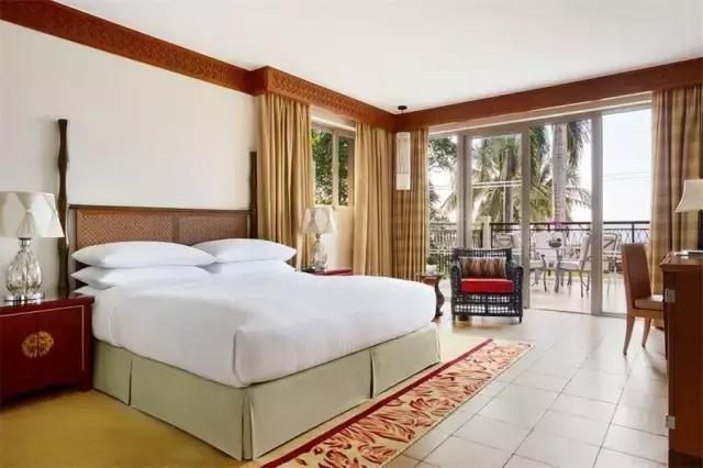 三亚亚龙湾有专属海滩酒店,中国最美丽的亚龙湾