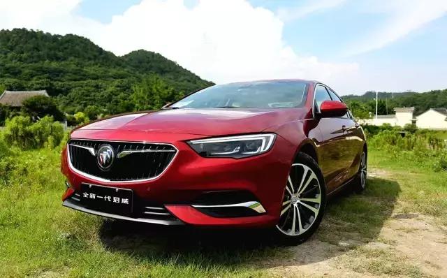 新款君威试驾感受视频,新君威空间实测