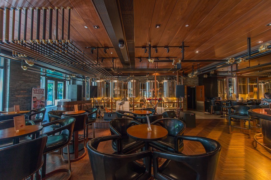 一天吃四五顿饭不长肉才怪,一天吃四顿不胖都不行