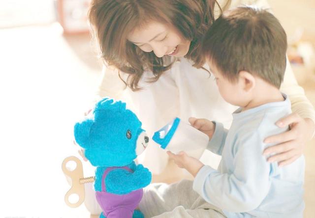 4年经历20个保姆，这个妈妈教你避开挑保姆的那些坑！