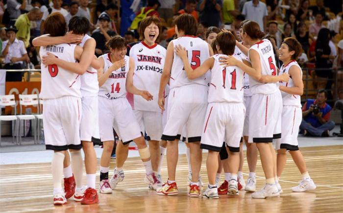 中国女篮以76:74绝杀澳大利亚女篮,28年前中国女篮战胜澳大利亚回顾