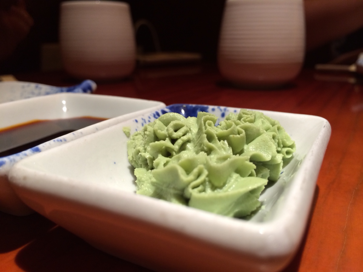 你吃的哇沙比都是「假的」！不想满肚化学药剂与色素靠这两招就能辨别！