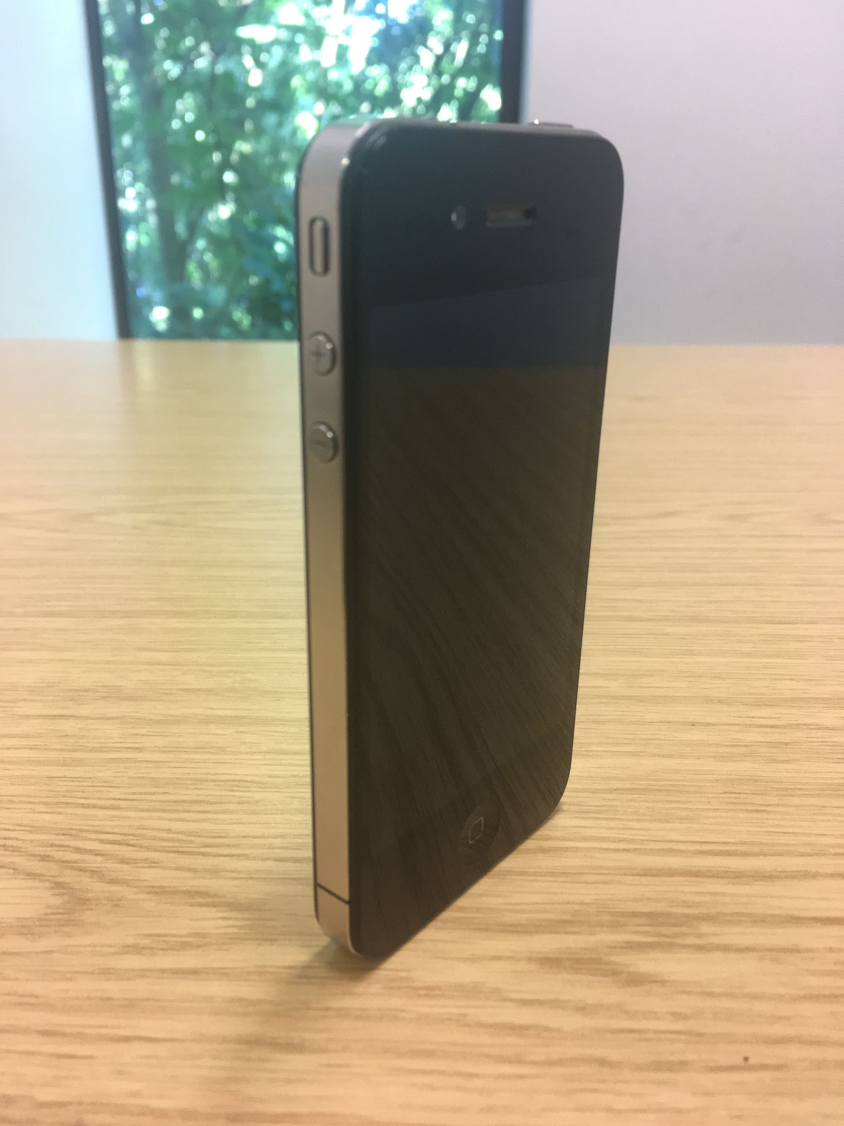 闲鱼上的iphone4,闲鱼iphonese4