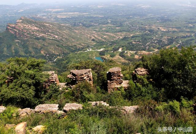 石家庄平山山顶日军碉堡群,太行山战场遗址