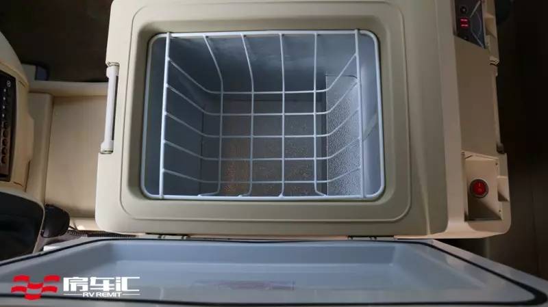 令人冲动的性价比，却带来物超所值的享受丨奔驰宏福斯宾特尊逸二手车