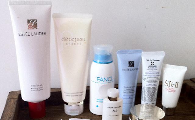 暗黄皮肤适合什么品牌的护肤品,哪个牌子的护肤品好用又实惠