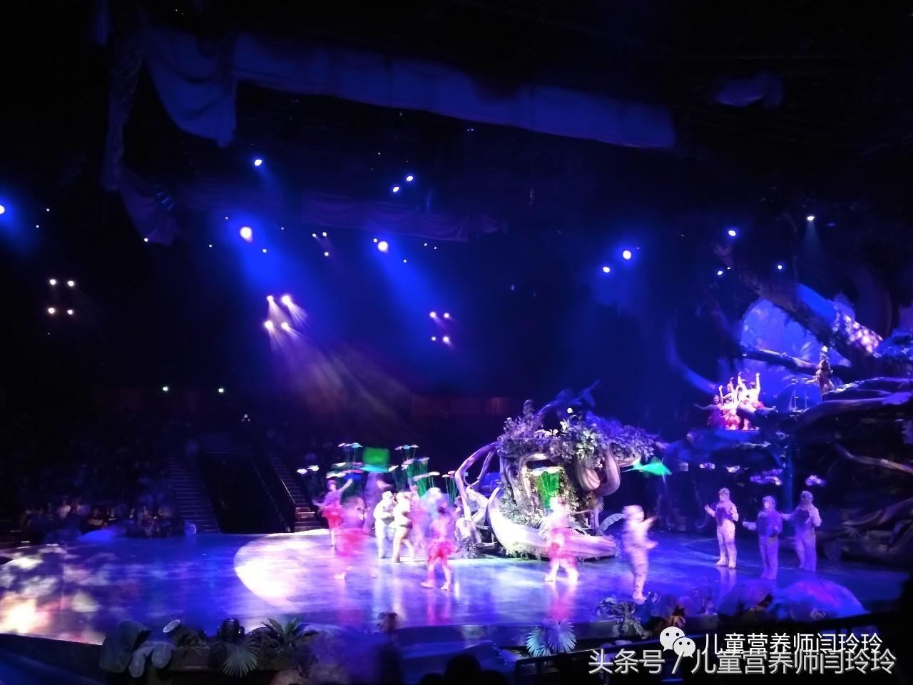 迪士尼实现小朋友们的公主梦,迪士尼是每个女孩的公主梦