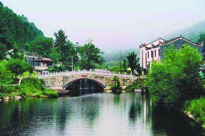 词风雅韵-冯振宇｜千条溪水奔流去万顷荷花娇艳红