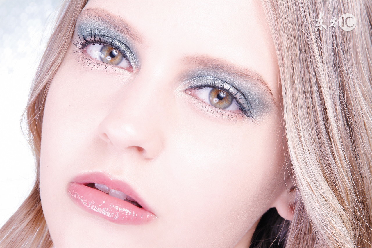 如何正确上定妆粉,定妆粉怎么正确使用