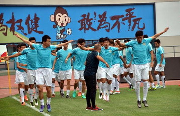 国安最新消息中超保级形势,国安能在中超争冠之路上挣扎多久