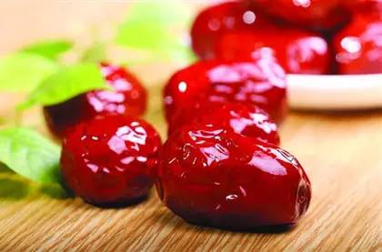 红枣虽好但是这几类人也不能多吃,红枣好处虽多并不是人人都能吃