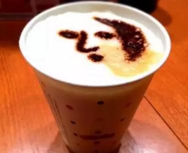 日本自动贩卖机卖寿司,日本饮料自动贩卖机