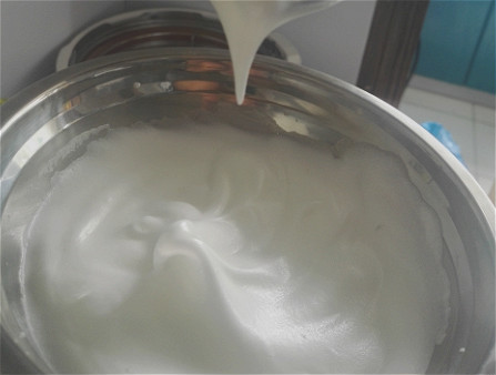 打蛋器打发蛋清失败的原因,搅拌机打发蛋清失败如何补救